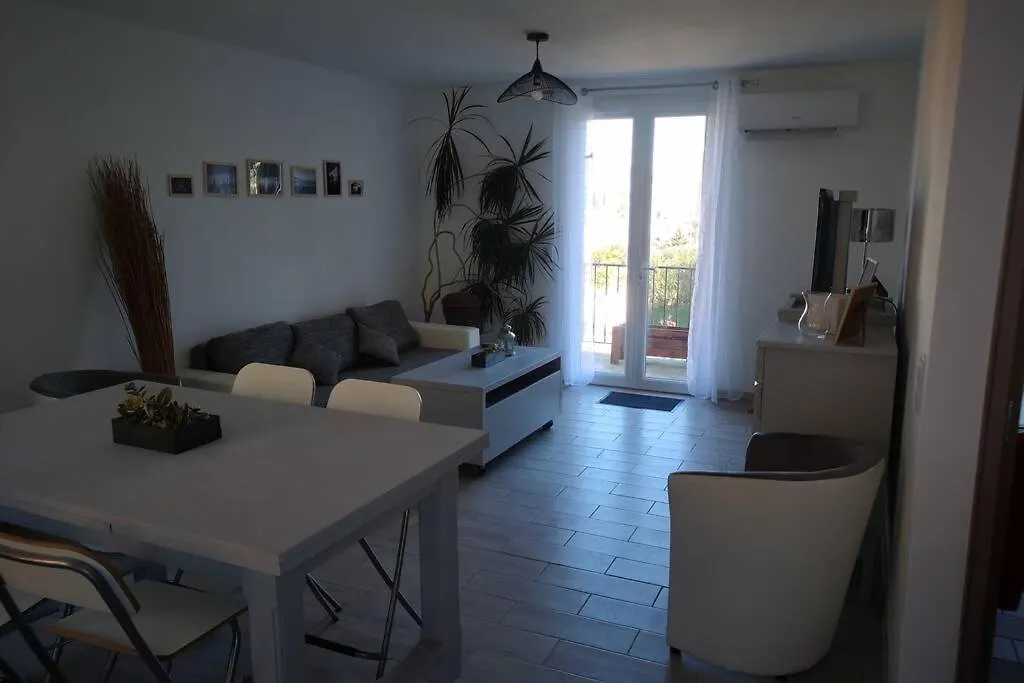 Jolie Petite Maison De Charme Dans Quartier Boise Vallauris